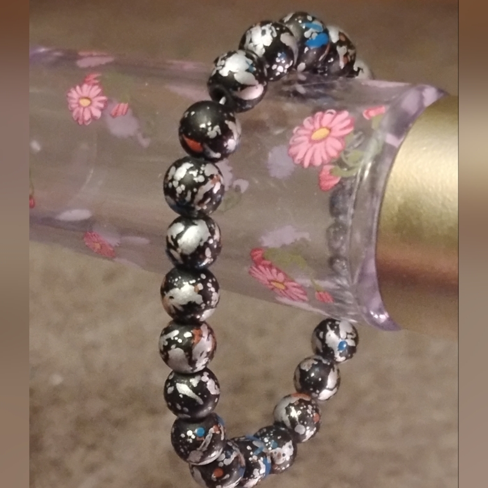Black and White Beaded Bracelet